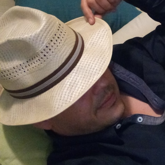 Meet your Posher, Alex - Picture 1 of 1